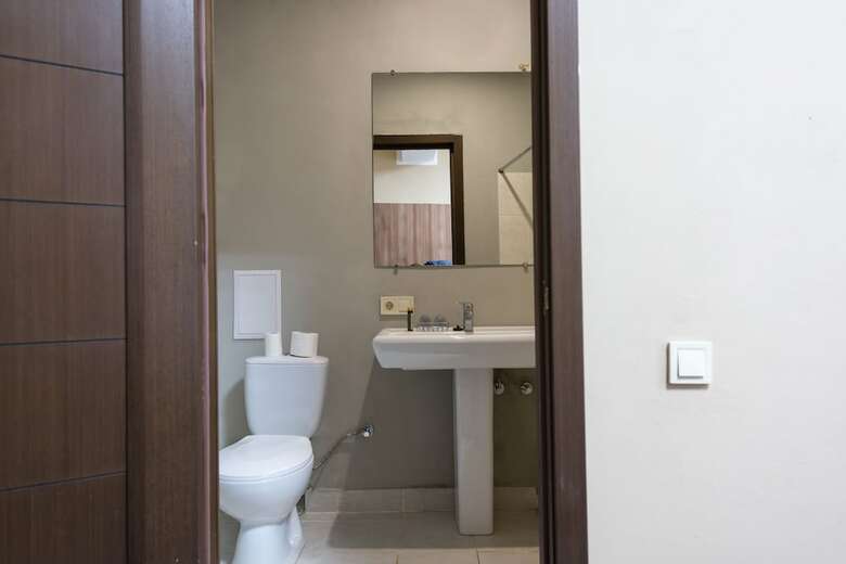 Deluxe Hotel