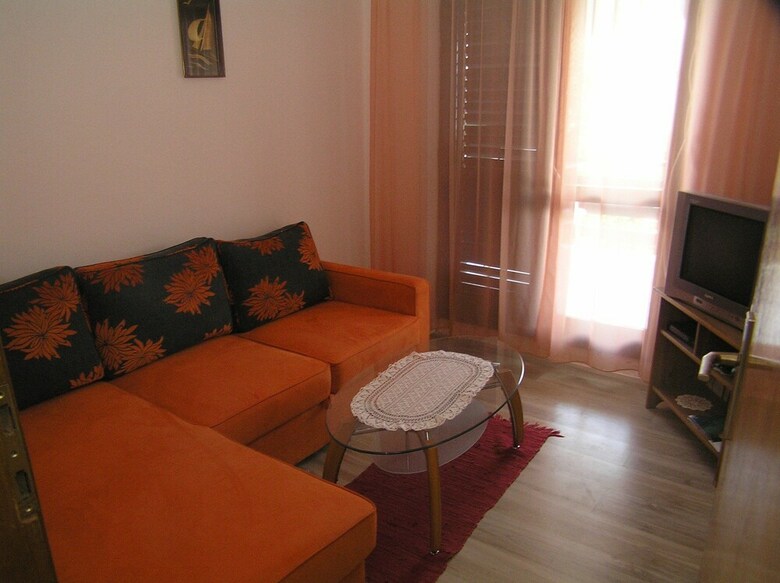 Apartments Kolinda