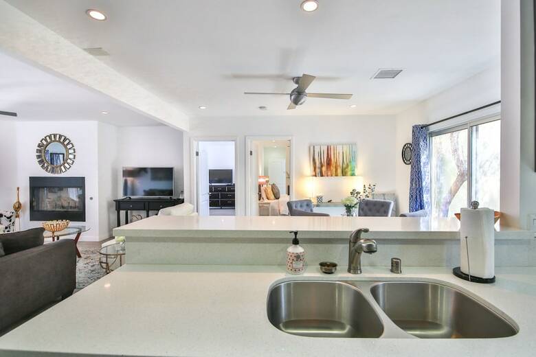 Palm Springs Villa- Three Bedroom Home