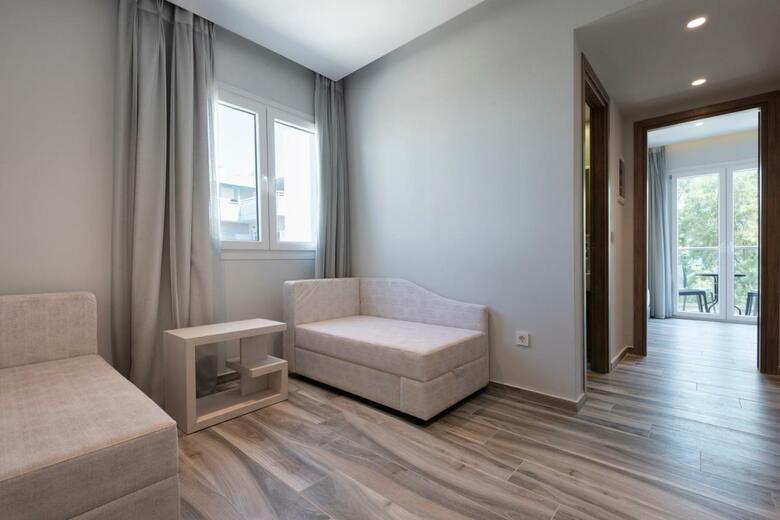 Hotel Kyma Rooms & Suites
