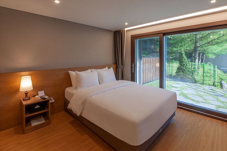 Hotel Ramada Resort By Wyndham Mungyeongsaejae
