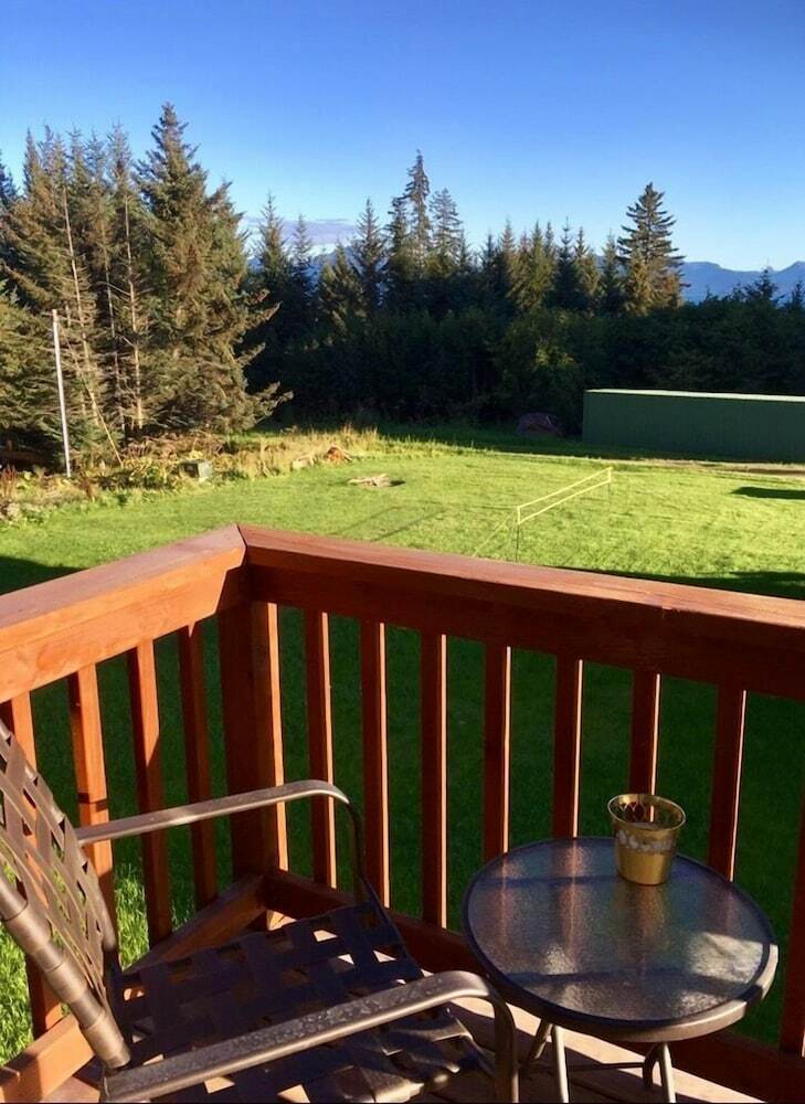 Evergreen Townhomes