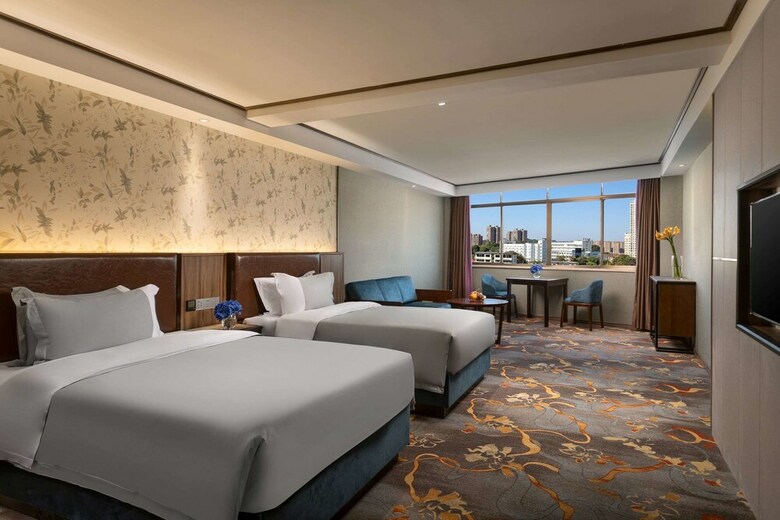 Hotel Ramada Encore By Wyndham Yiyang