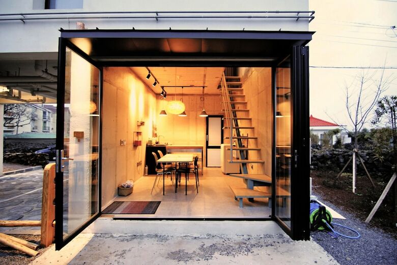 Pension Acoustic Mansion