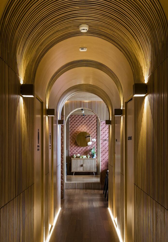 Chicland Hotel