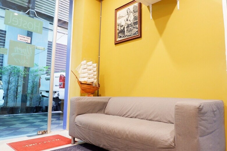 Hostal Sleep Cafe @ Hidee 24/7 Hostel