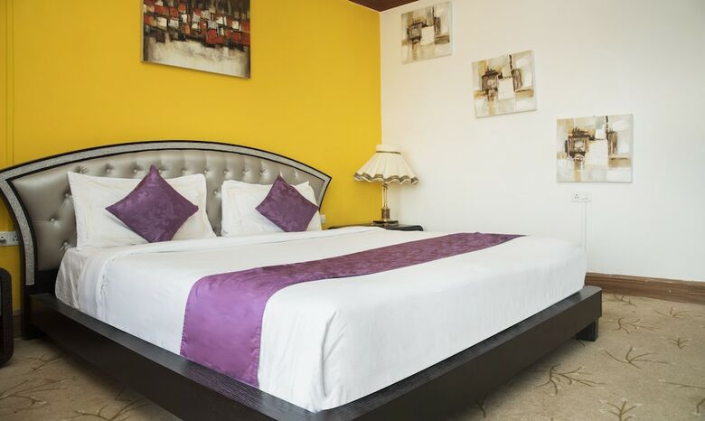 Hotel Treebo Tryst Royal Palm