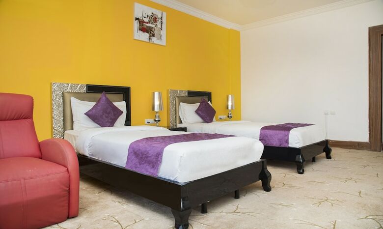 Hotel Treebo Tryst Royal Palm