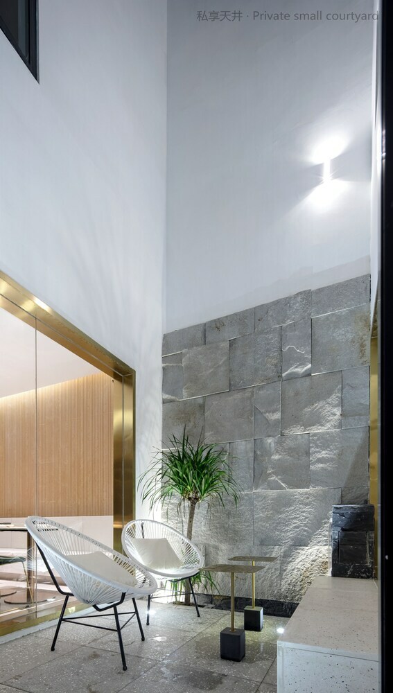Bonjour Boutique Hotel