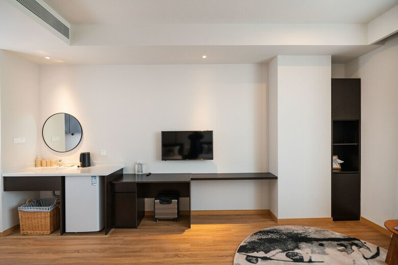 Hotel Suisse Place Shanghai