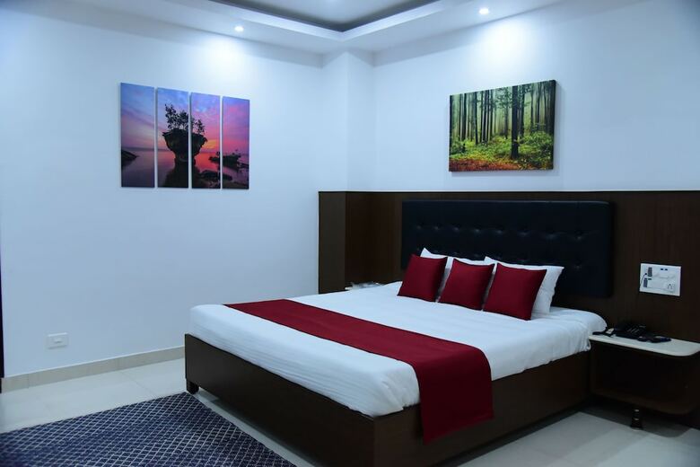 Hotel Debadaru Guest House