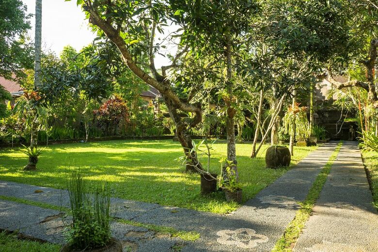 Hotel Uma Dawa Resort And Spa