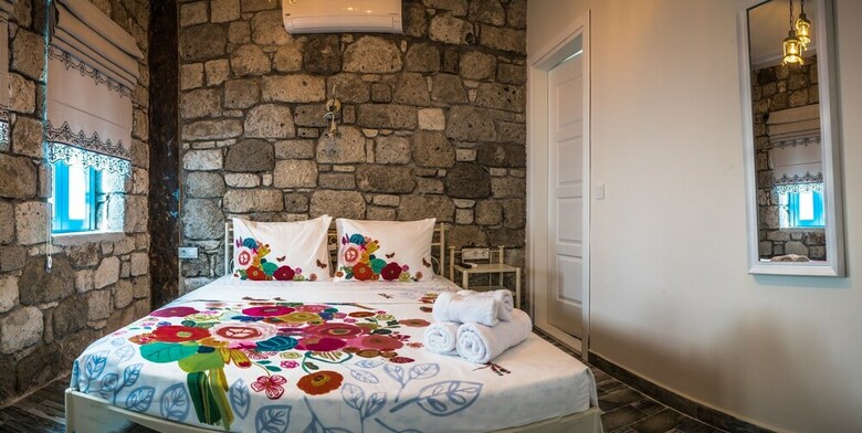 Pension Mavi Ruzgar Alacati Hotel - Adults Only