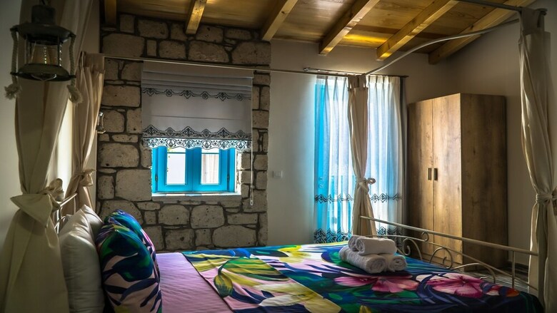 Pension Mavi Ruzgar Alacati Hotel - Adults Only