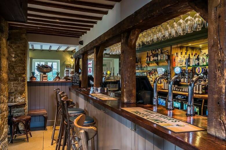 Hotel The Bell At Stow