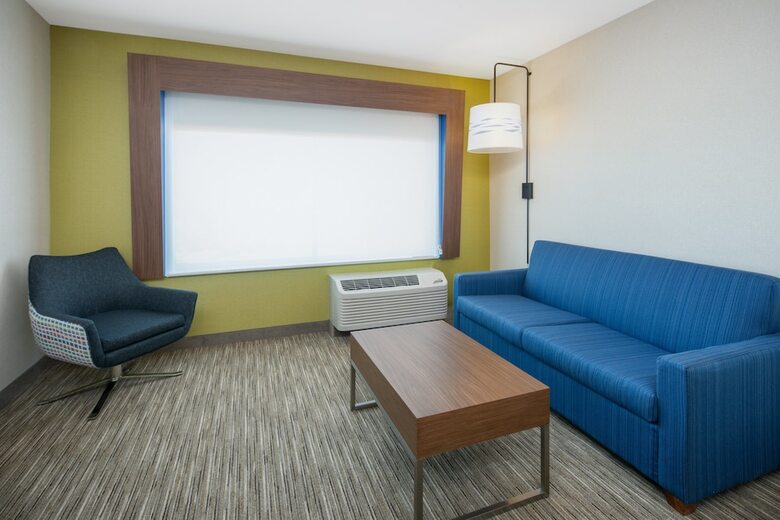 Hotel Holiday Inn Express And Suites Chico