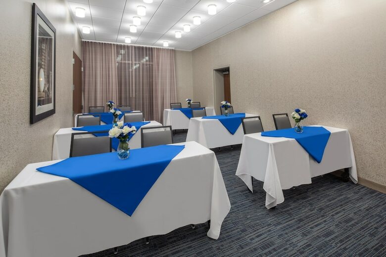 Hotel Holiday Inn Express And Suites Chico
