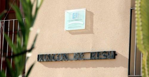 Apartamentos El Rinc�n De Resu