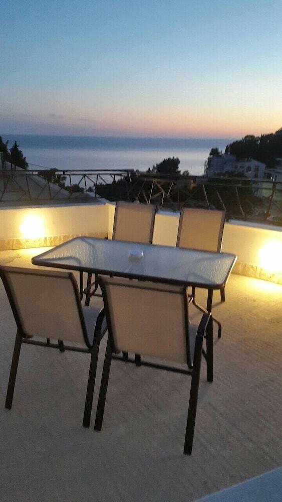 Apartamentos Casa Pineta