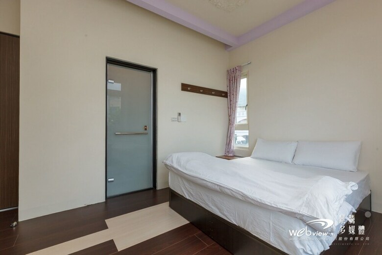 Hotel Wide Habitat Hostel