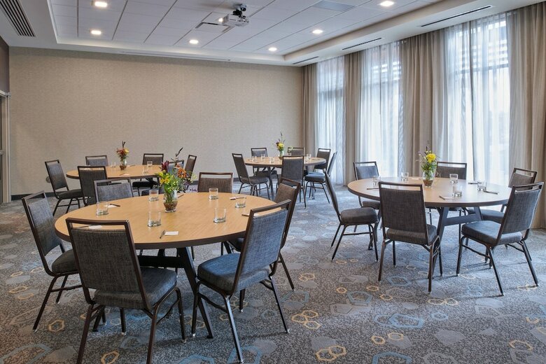 Hotel Courtyard By Marriott Petoskey At Victories Square
