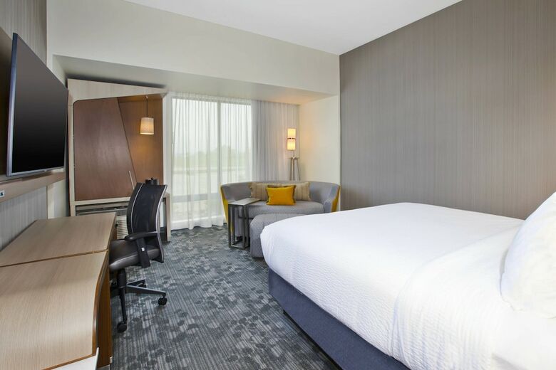 Hotel Courtyard By Marriott St. Joseph Benton Harbor