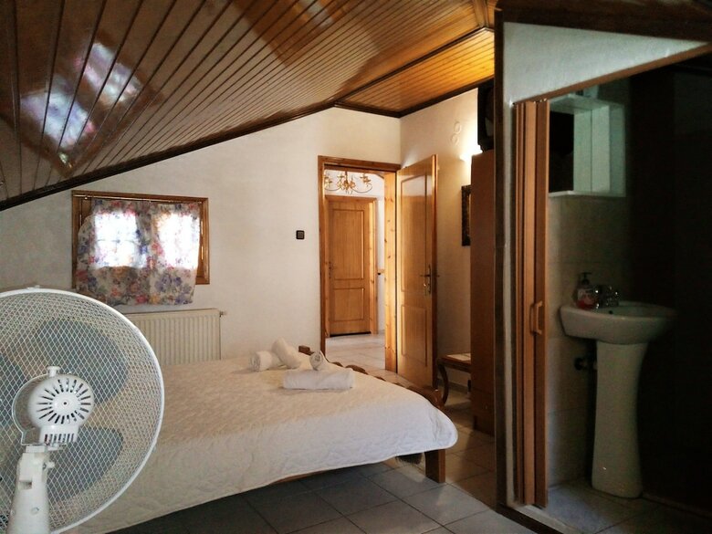 Hotel Kostis Hause