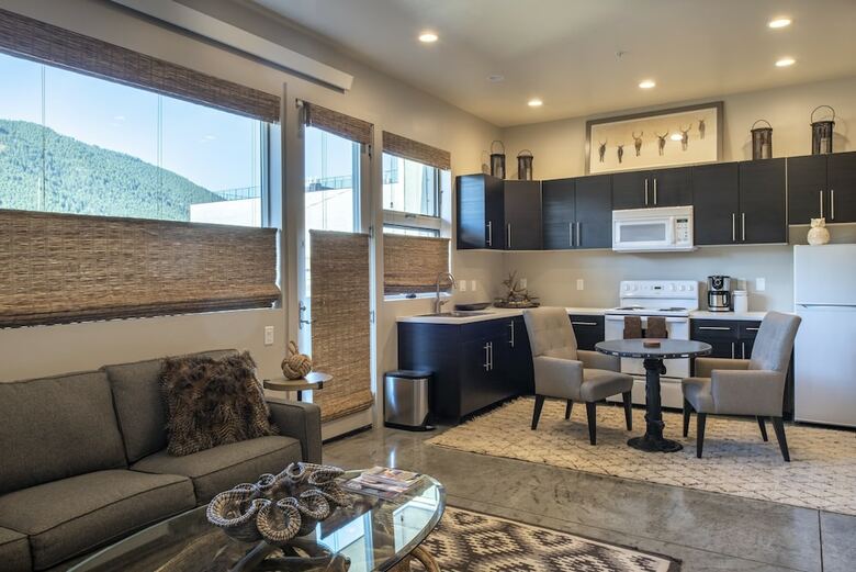Abode At Penthouse Jackson