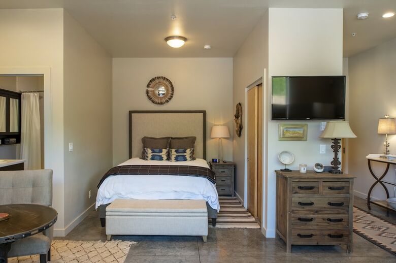 Abode At Penthouse Jackson