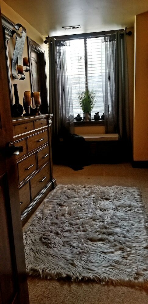 Bed & Breakfast Chateau Du Pikes Peak, A Tuscany Retreat