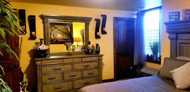 Bed & Breakfast Chateau Du Pikes Peak, A Tuscany Retreat
