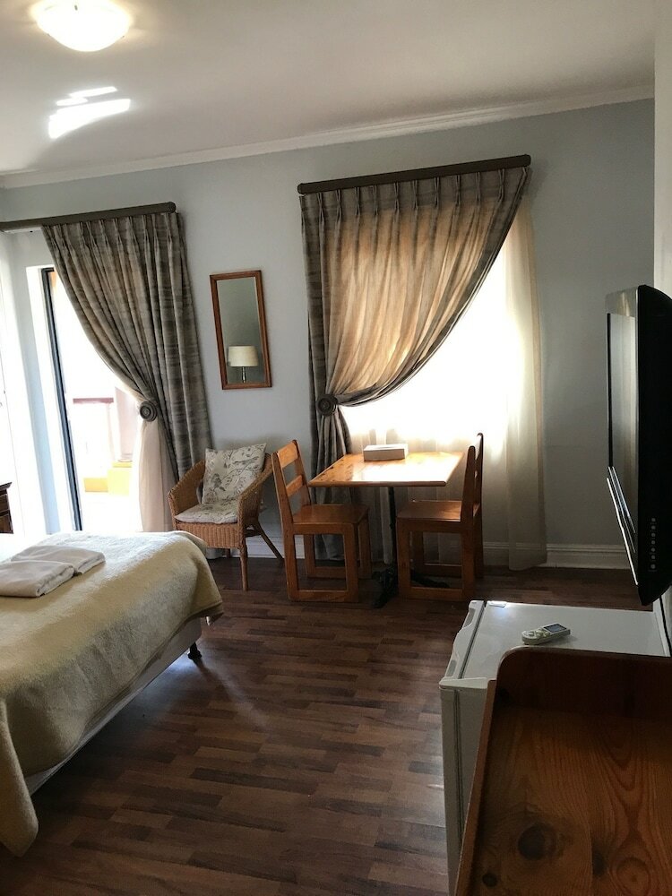Hotel Albatross Guest House