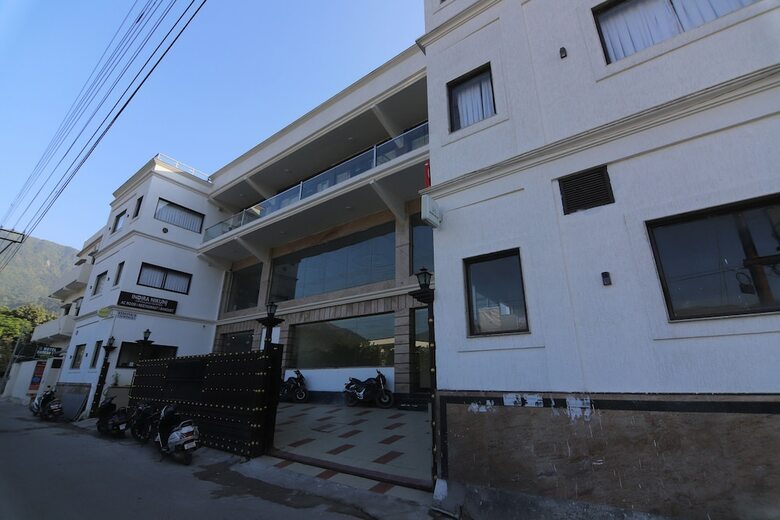 Hotel Indira Nikunj