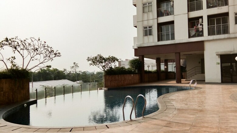 Spacious Studio Room Serpong Green View Apartment