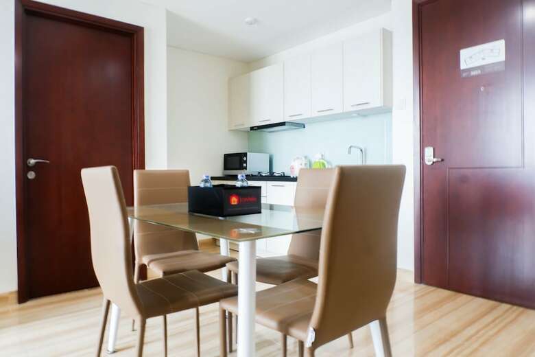 Deluxe 2br Apartment At Grand Sungkono Lagoon