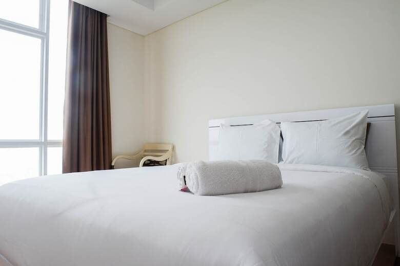 Deluxe 2br Apartment At Grand Sungkono Lagoon