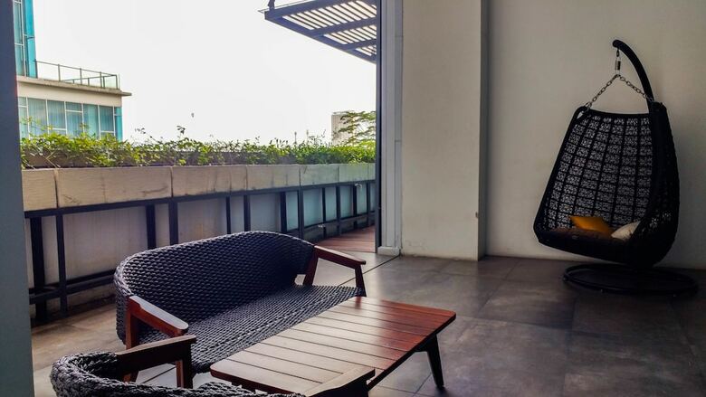 Minimalist Style Studio Brooklyn Apartment Near Ikea Alam Sutera