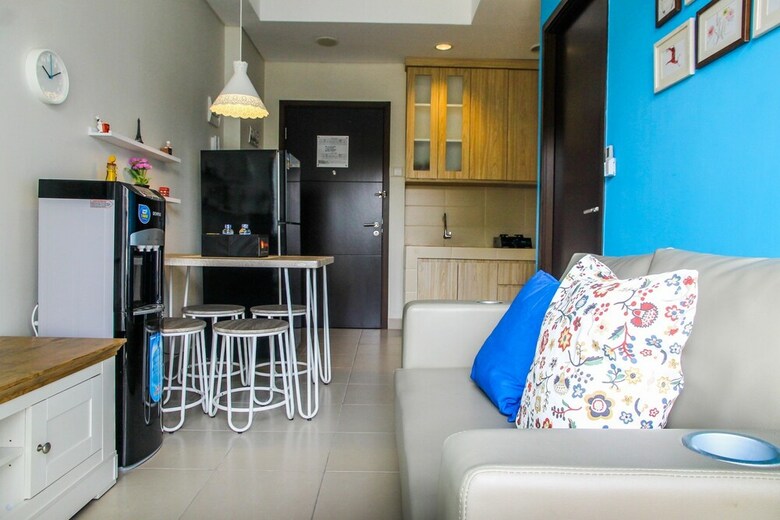Comfortable 1br Saveria Apartment Near The Breeze Bsd