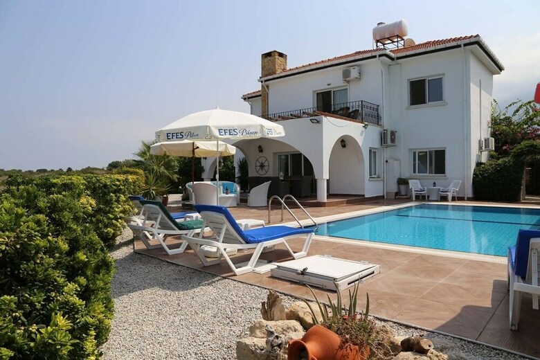 Villa Giorgina By Amy Villas