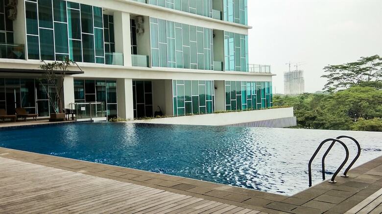 1br For 3 Pax At Brooklyn Alam Sutera Apartment