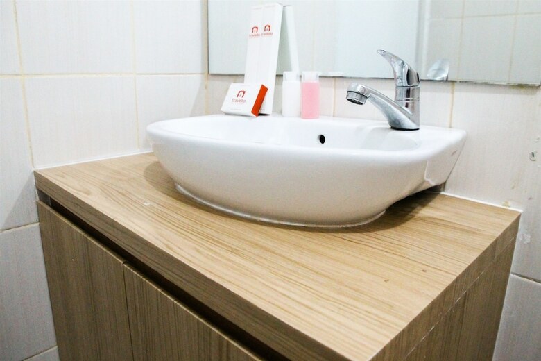 Parquette 2br Ayodhya Residence Apartment