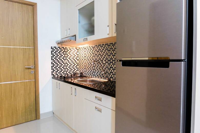 Homey Studio The Oasis Cikarang Apartment