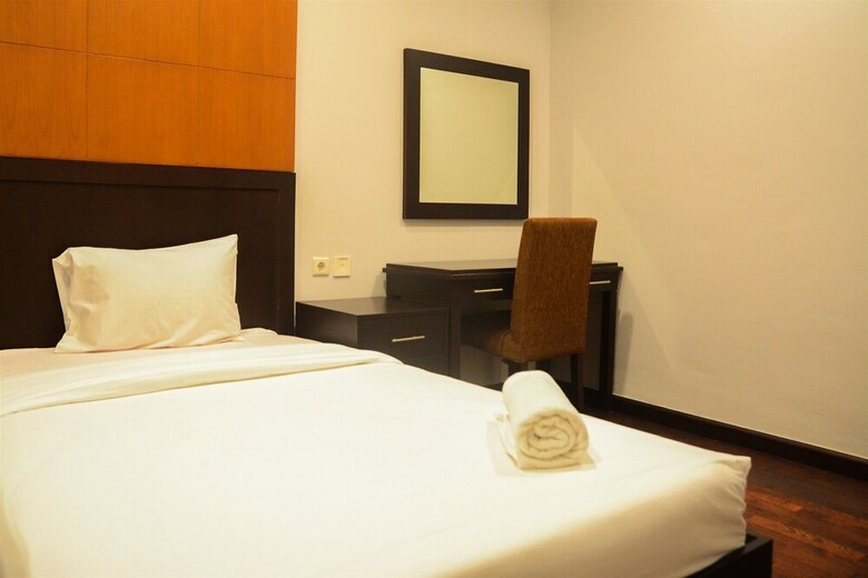 Awesome 3br Bellezza Permata Hijau Apartment Near Senayan