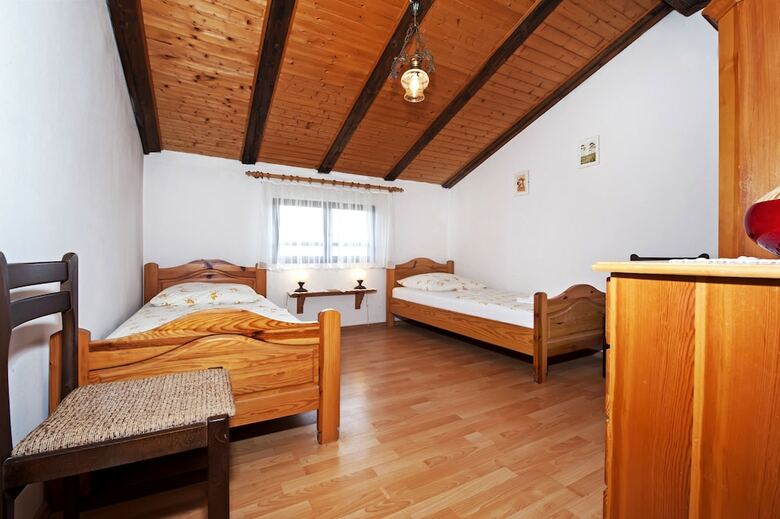 Apartment Mirela With Sea View