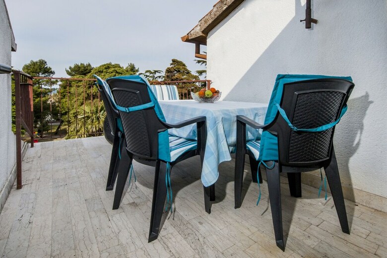 Apartment Mirela With Sea View