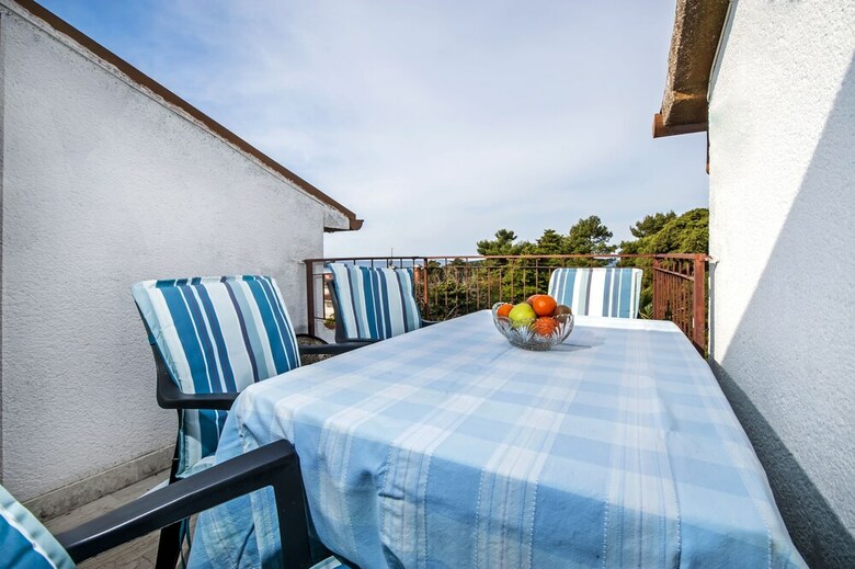 Apartment Mirela With Sea View