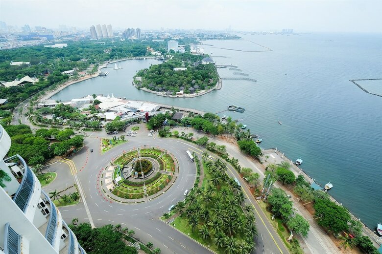 Spacious 2br Ancol Mansion Apartment