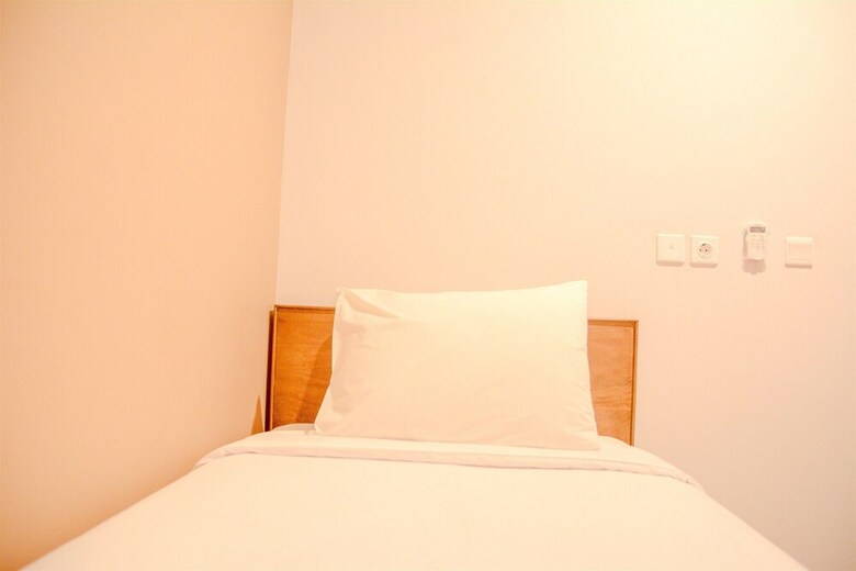 2br Apartment With Twin Beds At Taman Anggrek Residences