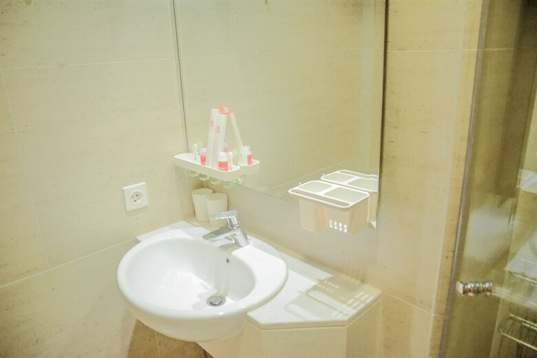 2br Apartment With Twin Beds At Taman Anggrek Residences