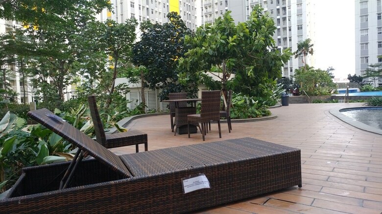 Cozy 2br Springlake Summarecon Apartment